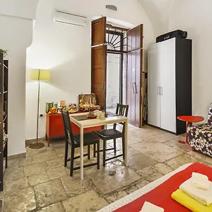 Del Teatro Apartamento